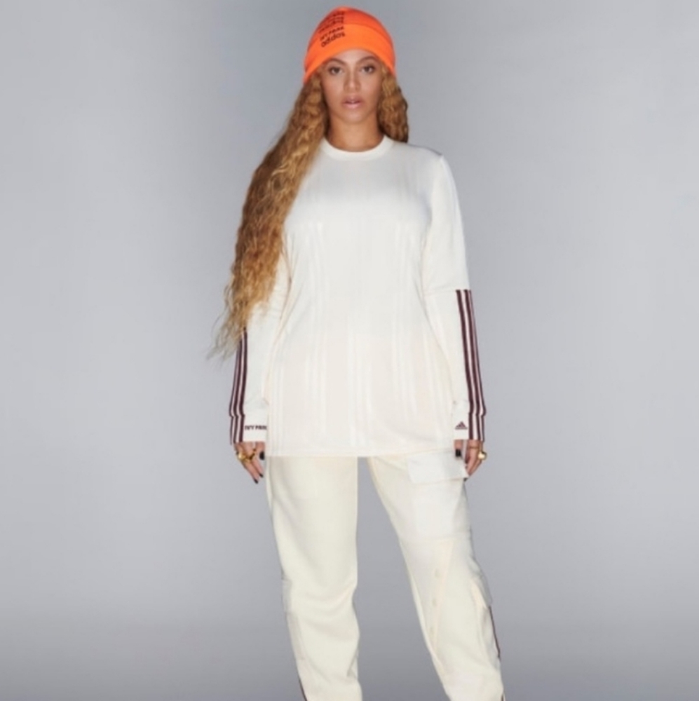 IVY PARK Soccer Jersey